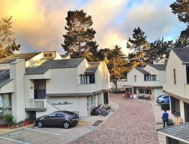 Best Western The Inn & Suites Pacific Grove hotel detail image 3