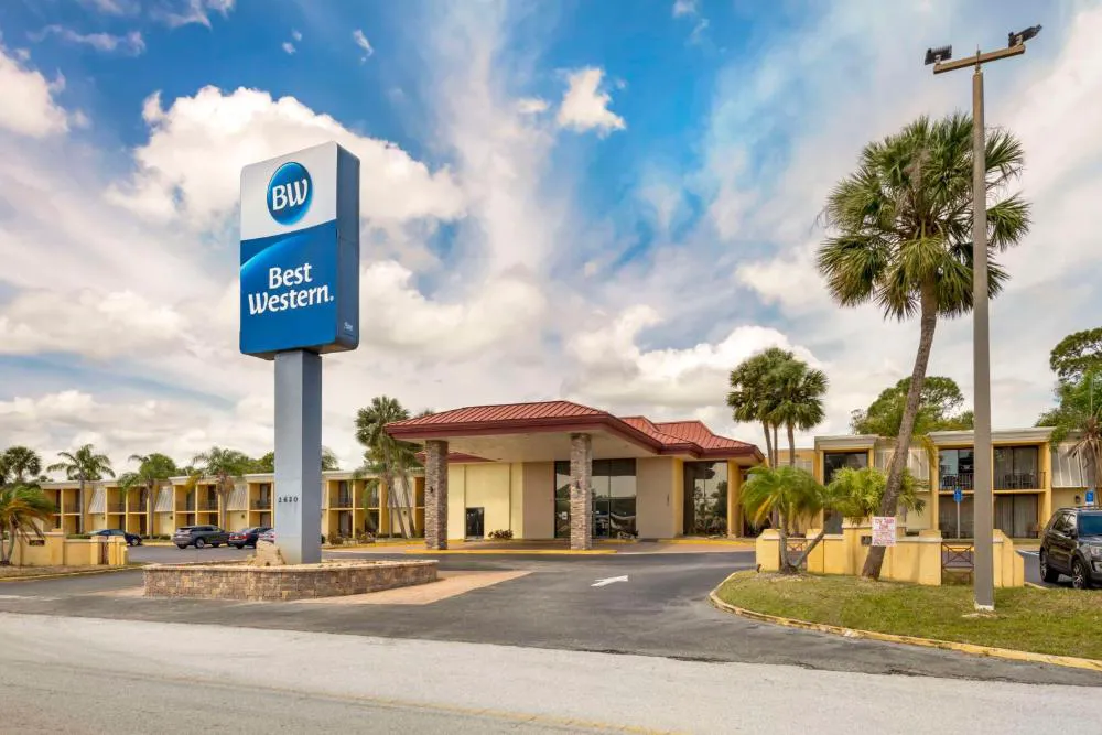 Best Western International Speedway Hotel hotel hero