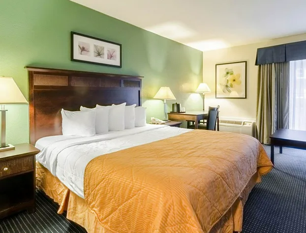 Rodeway Inn & Suites Williamsburg Central hotel detail image 2