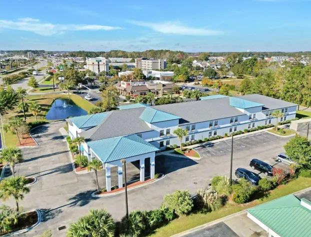 Baymont by Wyndham N Myrtle Beach/Park & Sports Complex Area hotel detail image 1