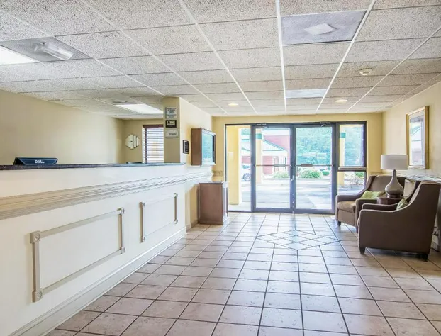 Baymont by Wyndham N Myrtle Beach/Park & Sports Complex Area hotel detail image 3