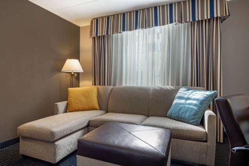 Clarion Hotel and Conference Center Harrisburg West hotel detail image 4
