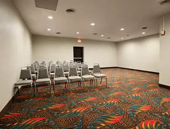 Days Inn by Wyndham Henryetta hotel detail image 4