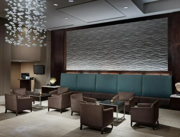 Embassy Suites by Hilton Orlando Lake Buena Vista Resort hotel detail image 4