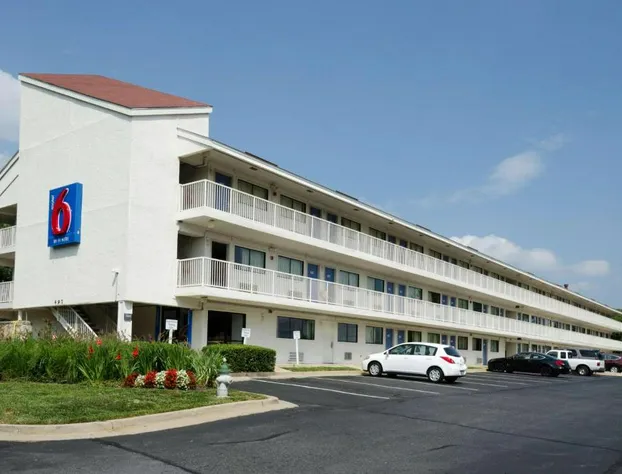 Motel 6 Gaithersburg, DC - Washington hotel detail image 2