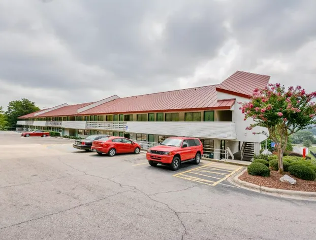 Motel 6 Birmingham, AL hotel detail image 4