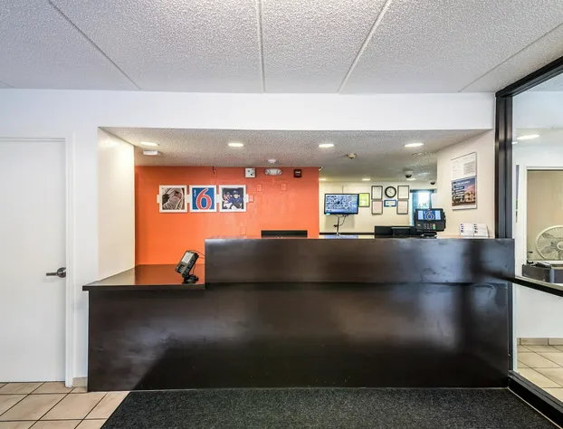 Motel 6 Birmingham, AL hotel detail image 4