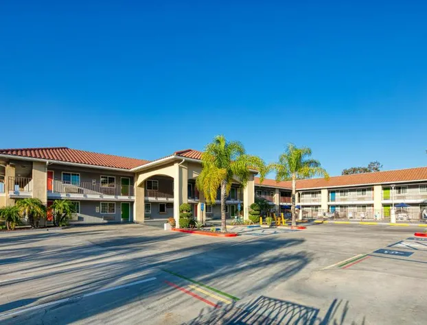 Signature Temecula hotel detail image 4