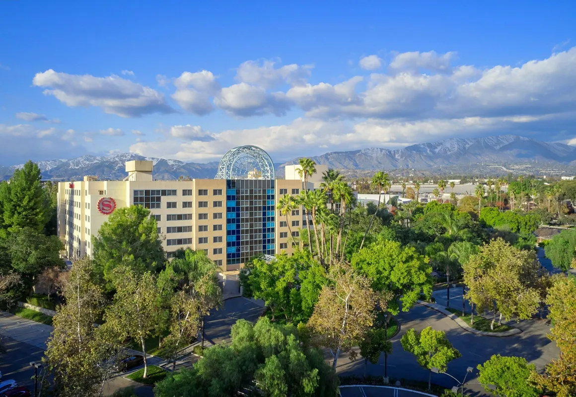 Sheraton Fairplex Suites & Conference Center hotel hero