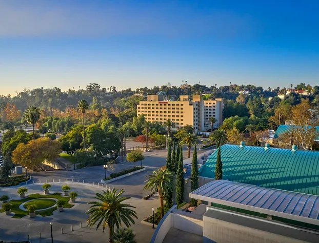 Sheraton Fairplex Suites & Conference Center hotel detail image 1