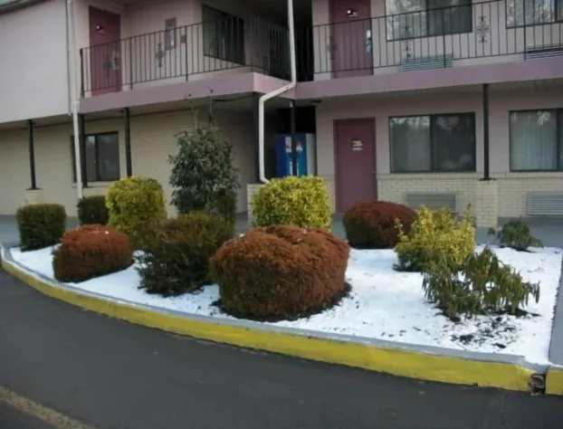 Express Inn hotel detail image 1