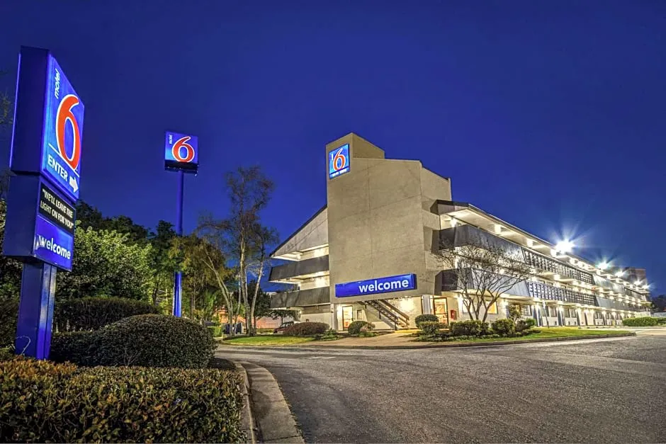 Motel 6 Memphis, TN - Downtown hotel hero
