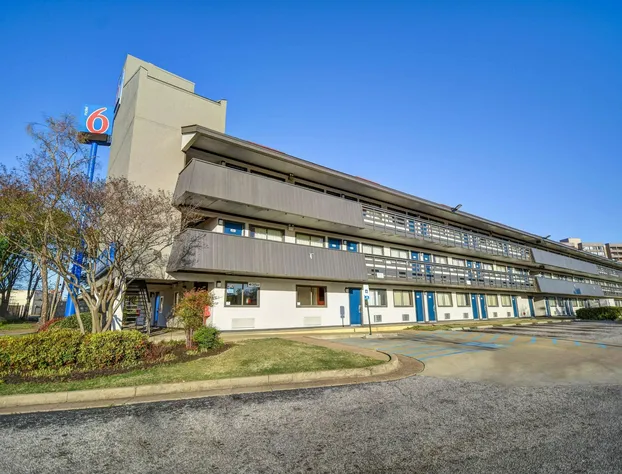 Motel 6 Memphis, TN - Downtown hotel detail image 2