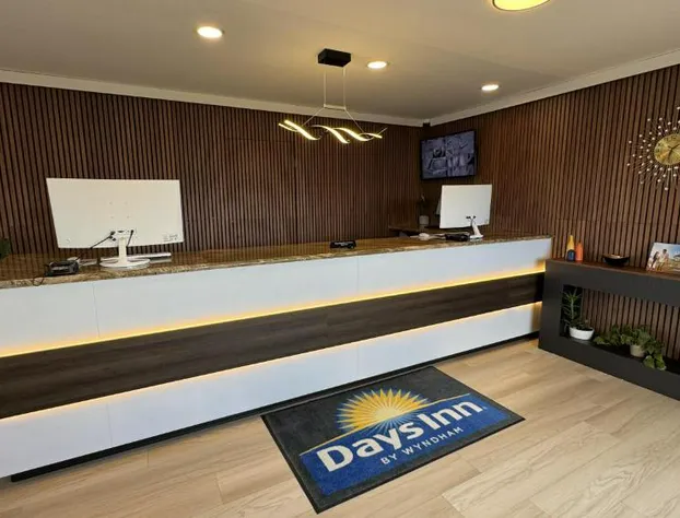 Days Inn by Wyndham Ridgecrest near China Lake Naval Station hotel detail image 1