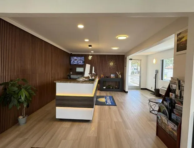 Days Inn by Wyndham Ridgecrest near China Lake Naval Station hotel detail image 4