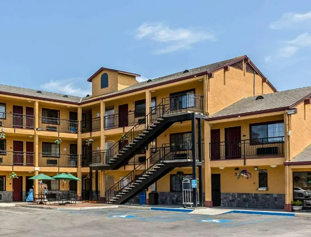 Quality Inn Salinas City Center Area hotel detail image 2