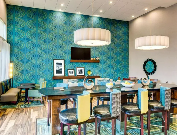 Hampton Inn & Suites Macon I-475 hotel detail image 3