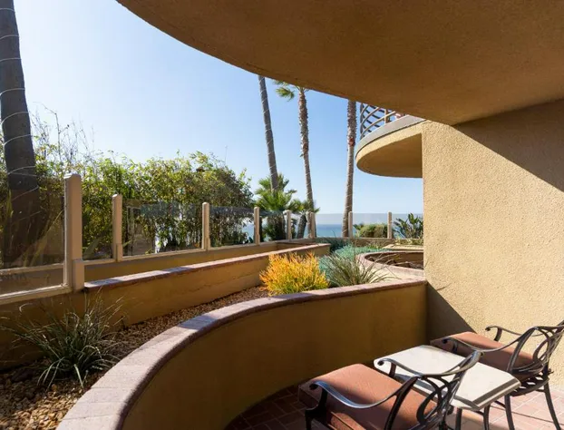 Pacific Terrace Hotel hotel detail image 4