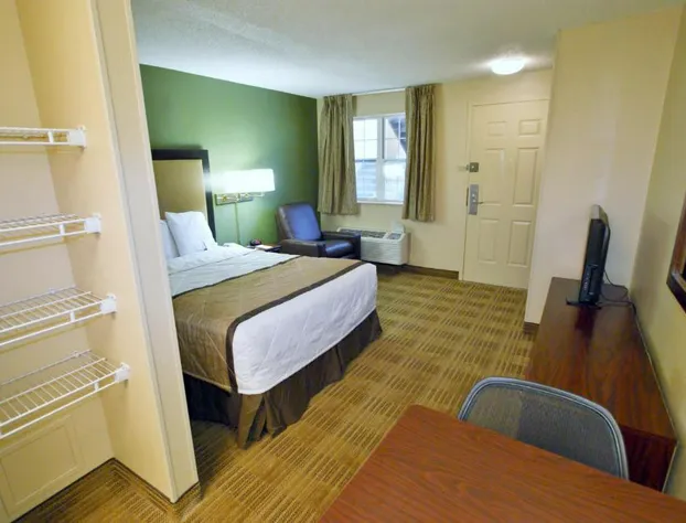 Extended Stay America Suites Greensboro Big Tree Way hotel detail image 4