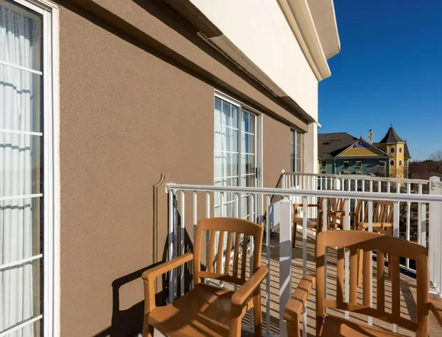 Hampton Inn Holland hotel detail image 3