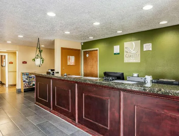 Quality Inn Los Lunas - Albuquerque South hotel detail image 4