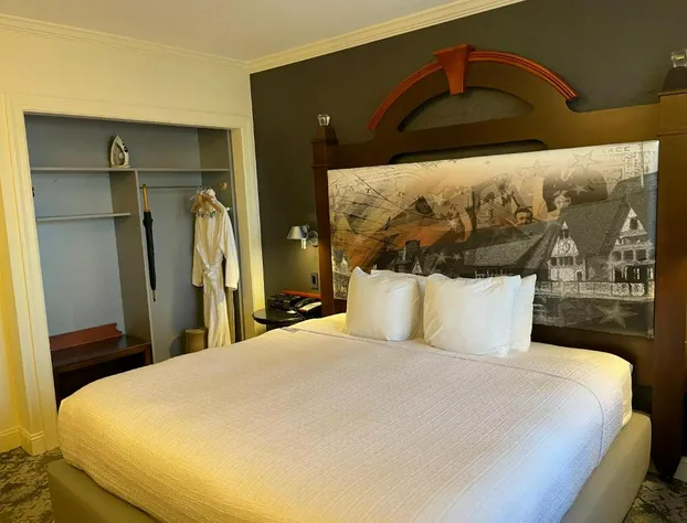 Chestnut Hill Hotel hotel detail image 4