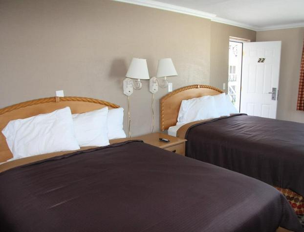 Cape Cod Inn hotel detail image 4
