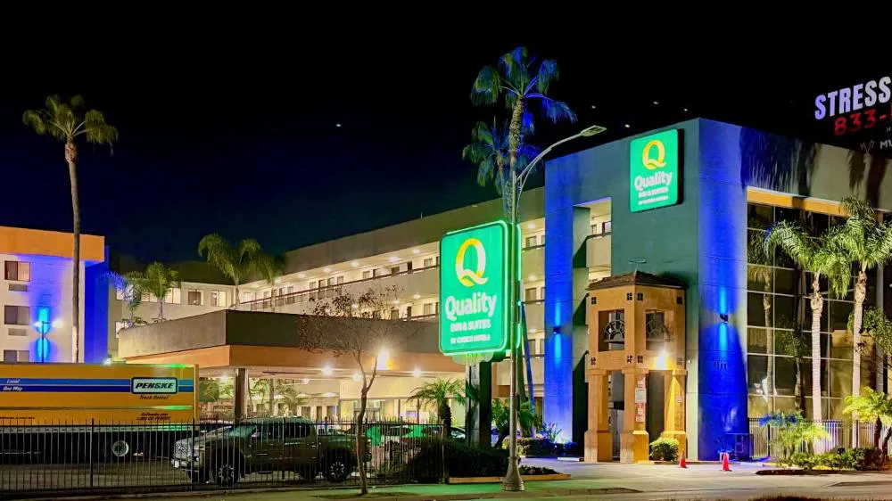 Quality Inn & Suites Los Angeles Airport - LAX hotel hero