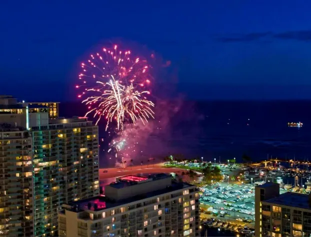 Marina Tower Waikiki hotel detail image 3
