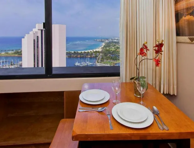 Marina Tower Waikiki hotel detail image 4