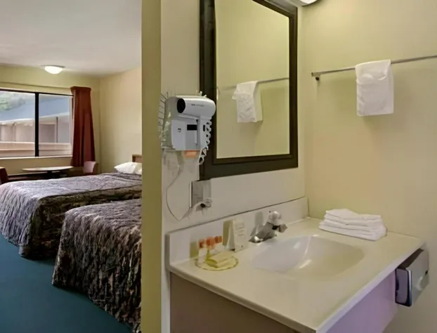 Americas Best Value Inn Canton, NC hotel detail image 4