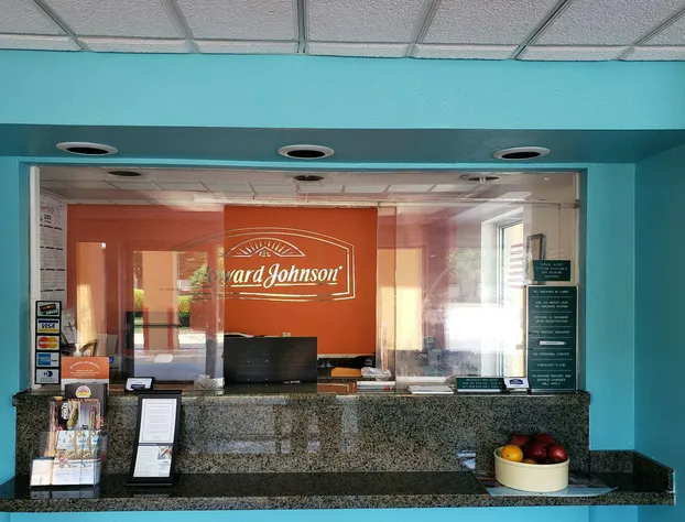 Howard Johnson by Wyndham Virginia Beach hotel detail image 4