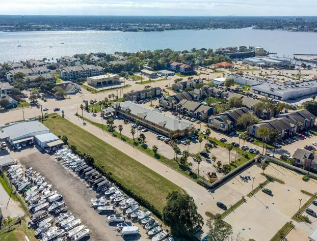 Quality Inn & Suites Seabrook - NASA - Kemah hotel detail image 1
