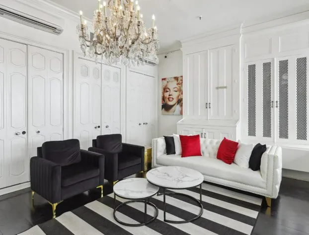 Roami at St. Helene hotel detail image 4