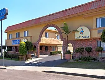 Travelodge by Wyndham LAX hotel detail image 3