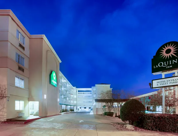 La Quinta Inn by Wyndham Austin Capitol / Downtown hotel detail image 2