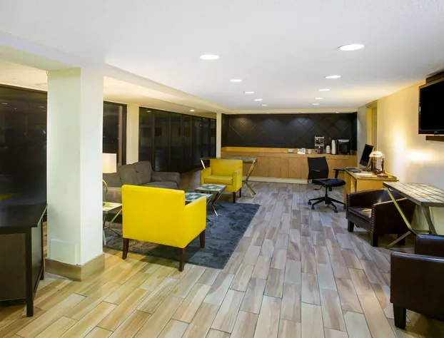 La Quinta Inn by Wyndham Austin Capitol / Downtown hotel detail image 4