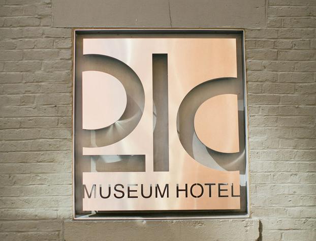 21c Museum Hotel Chicago hotel detail image 1