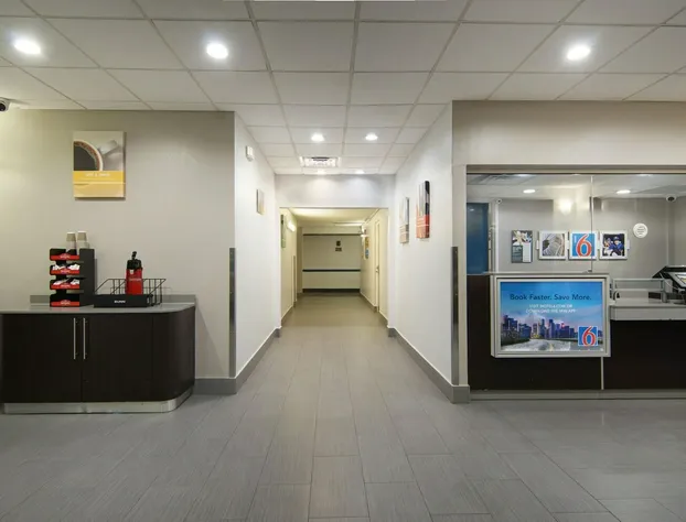 Motel 6 Fort Worth, TX - Downtown East hotel detail image 3