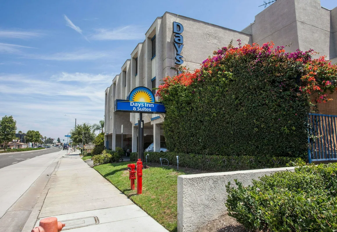 Days Inn by Wyndham Orange Anaheim hotel hero