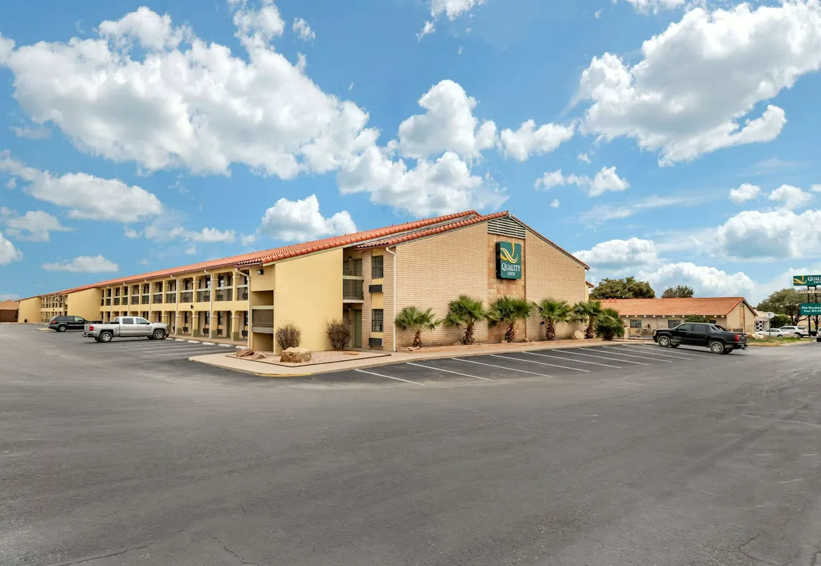 Quality Inn San Angelo hotel hero