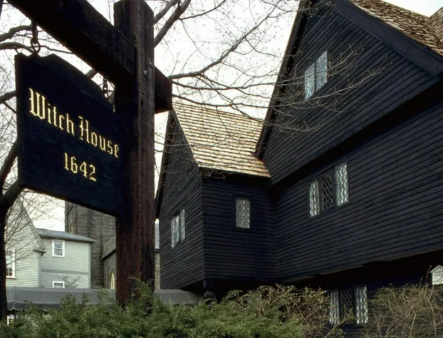 The Salem Inn hotel detail image 1