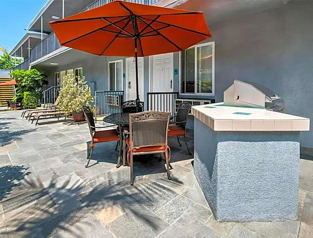 SureStay Hotel by Best Western Santa Monica hotel detail image 3