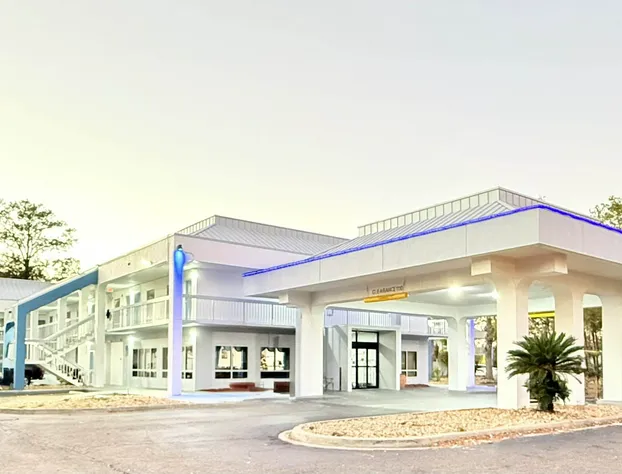 Baymont by Wyndham Tallahassee hotel detail image 1