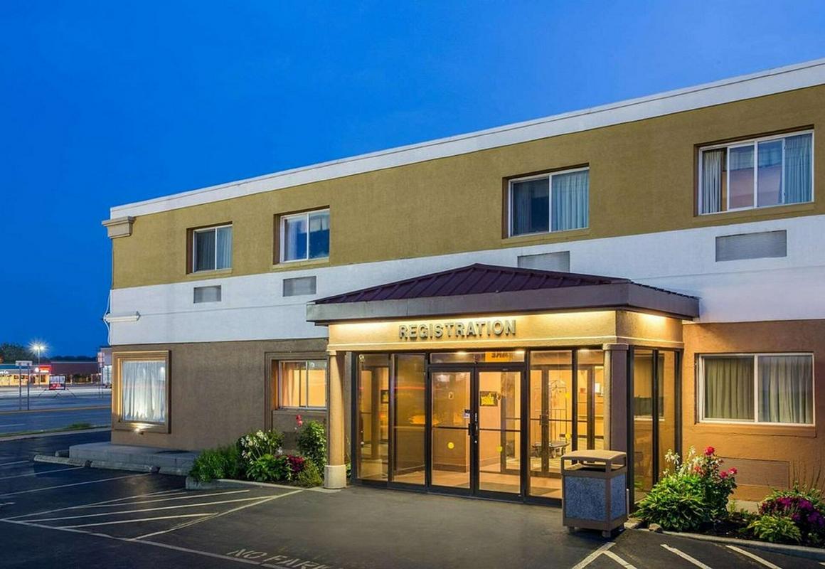 Fairbridge Inn Express Buffalo Airport Williamsville hotel hero