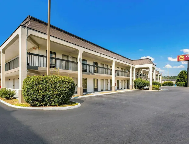 Clarion Inn Cleveland near University hotel detail image 2