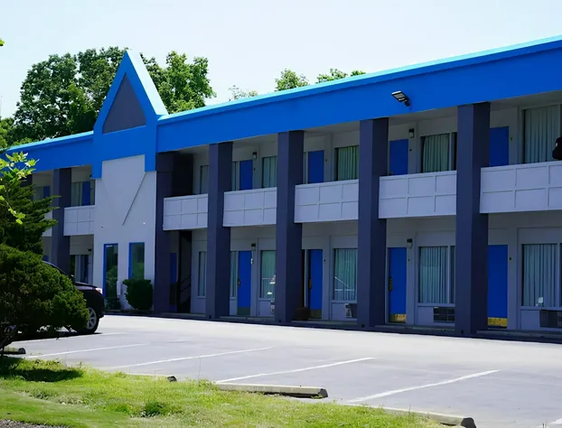 Astoria North Extended Stay hotel detail image 1