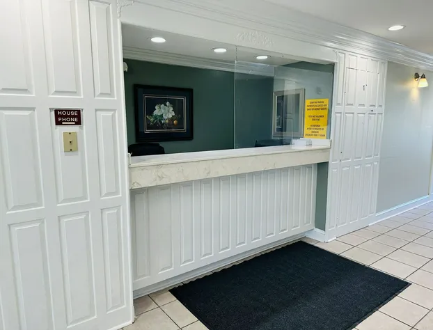 Astoria North Extended Stay hotel detail image 2