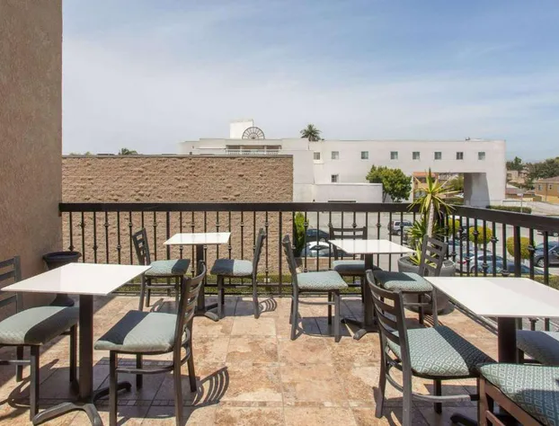 Ramada by Wyndham Culver City hotel detail image 2