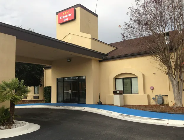 Economy Inn Brunswick hotel detail image 1